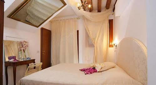 Locanda Acquavita Venice Exterior photo
